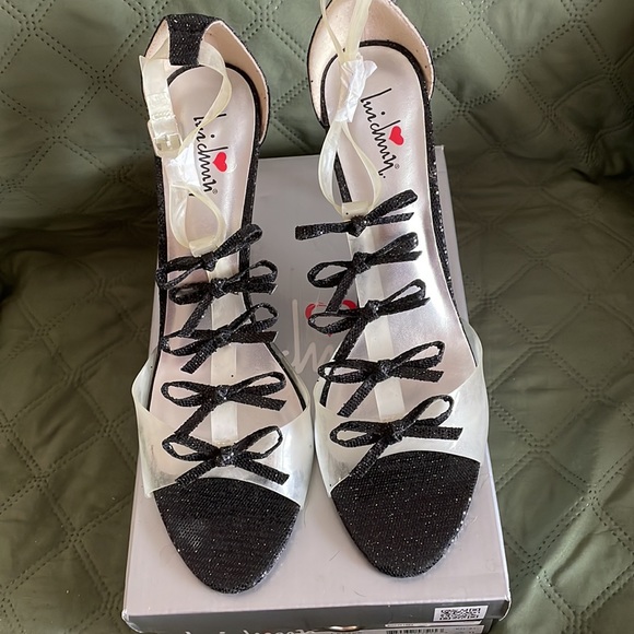 Luichiny Be Dazzled Sz 11M Black and white 4 1/2 inch Heels - Picture 2 of 6